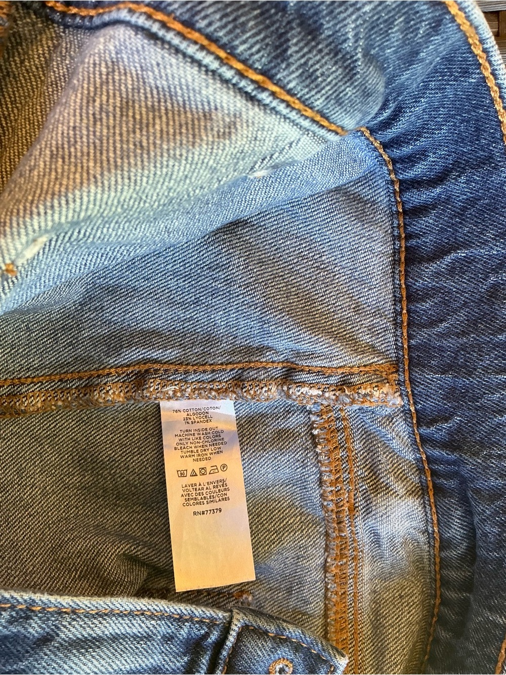 Ann Taylor Medium Blue Denim Jeans with Contrast Stitching Size 12 - Picture 4 of 4